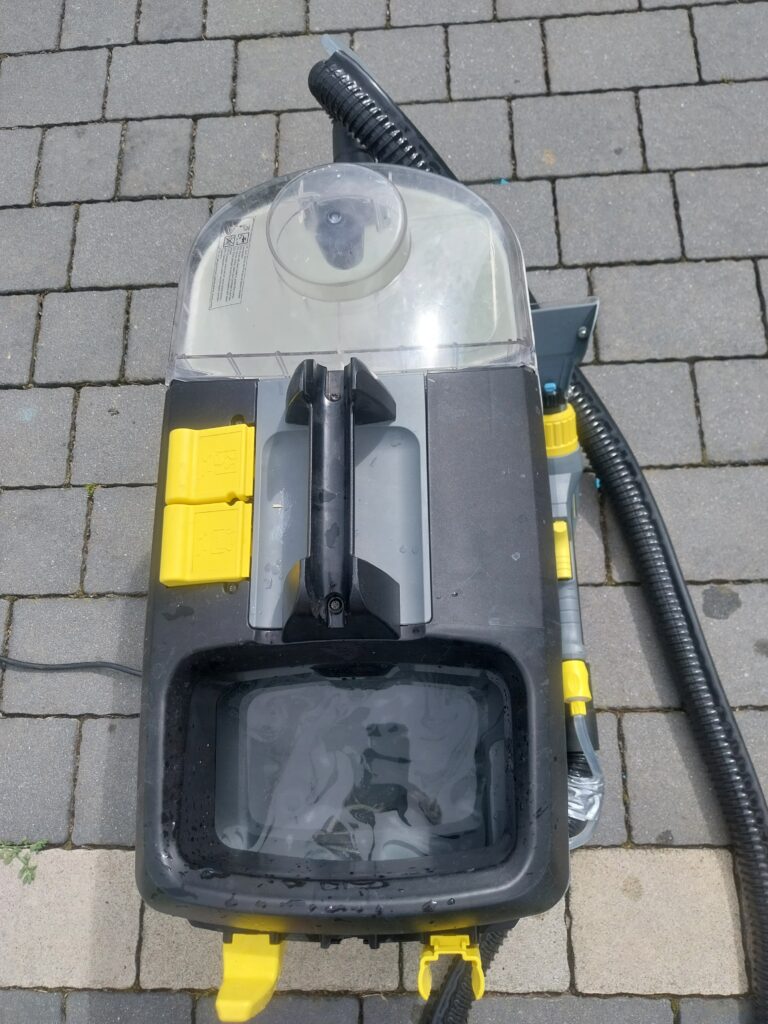 Odkurzacz piorący